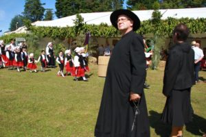 Mercáu tradicional de Oles